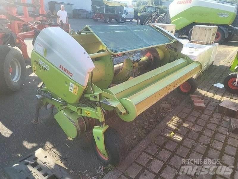 CLAAS PU 300 ملحقات ماكينات القش والعلف