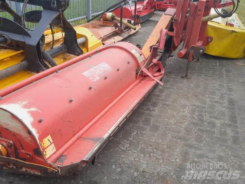 Dücker USM 21 خراطات سماد
