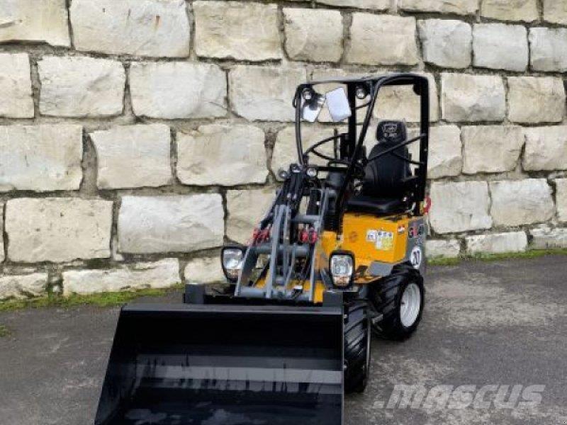 GiANT G1200 HD لوادر انزلاقية التوجيه