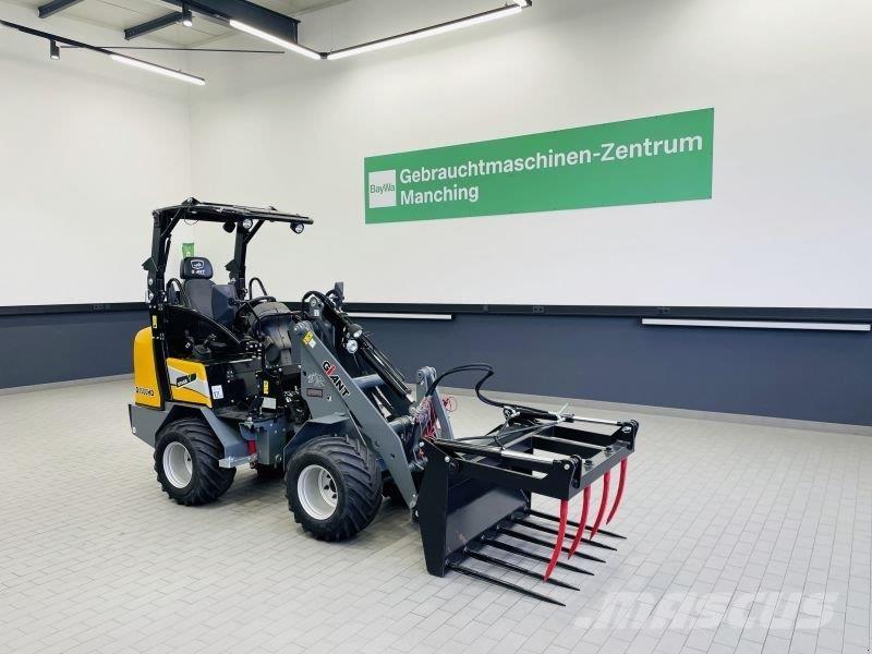 GiANT G1500 HD لوادر انزلاقية التوجيه