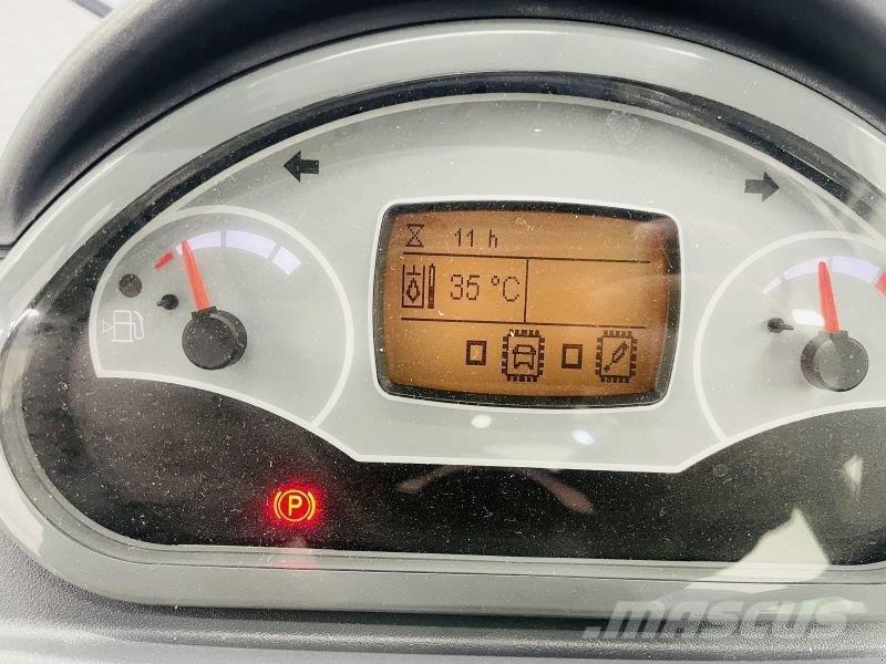 Holder S 75 مركبات لجميع التضاريس