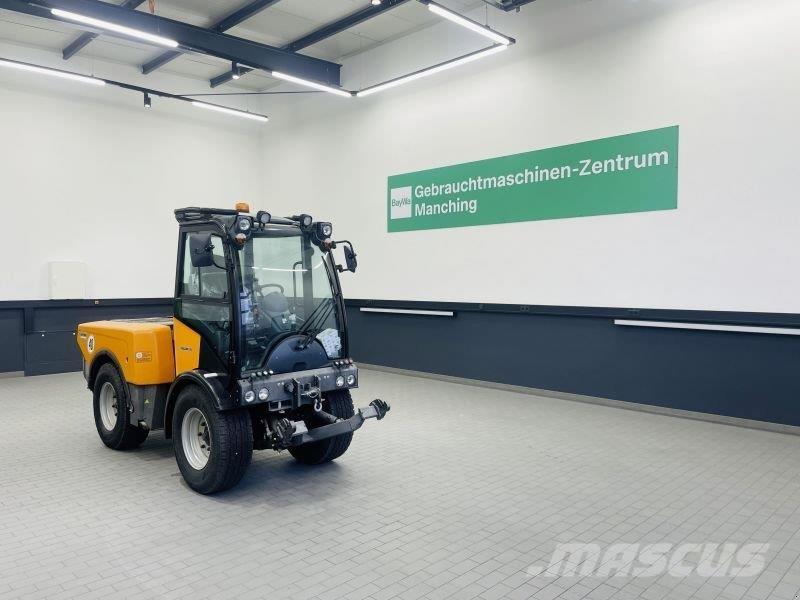 Holder S 75 مركبات لجميع التضاريس