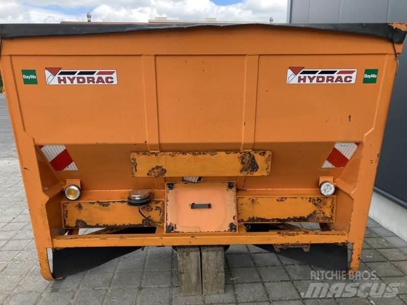 Hydrac T 1400 معدات نشر الرمال والملح