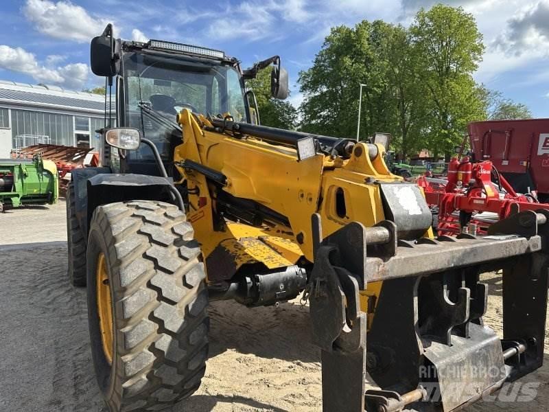 JCB TM 320 S لوادر بعجل