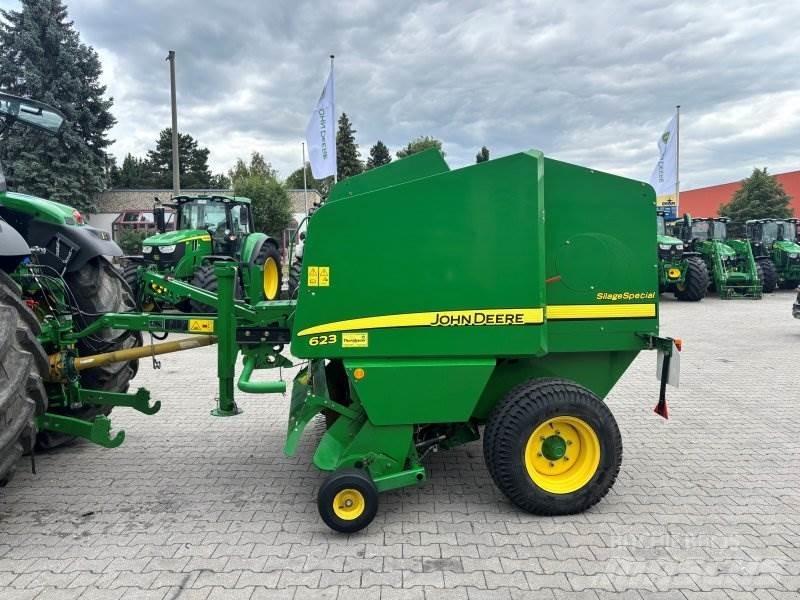 John Deere 623 محزمات مستديرة