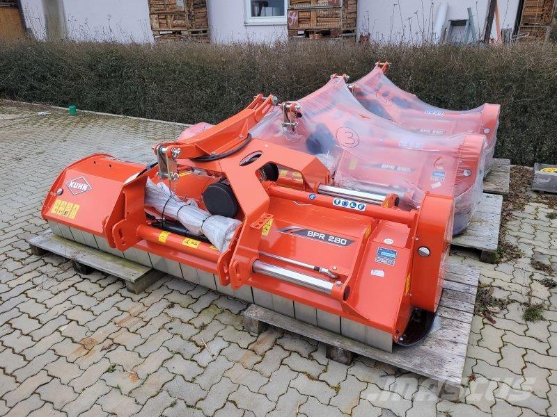 Kuhn BPR 280 خراطات سماد