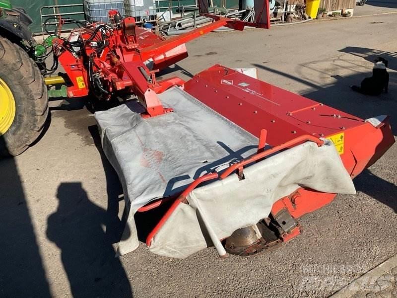 Kuhn FC 883 جزازات