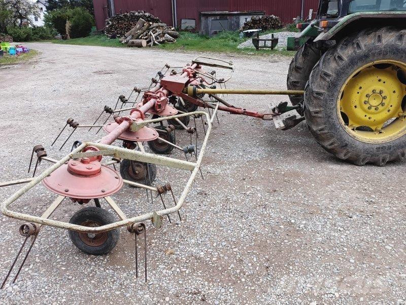 Kuhn GF 671 مكابس وميبسات التبن