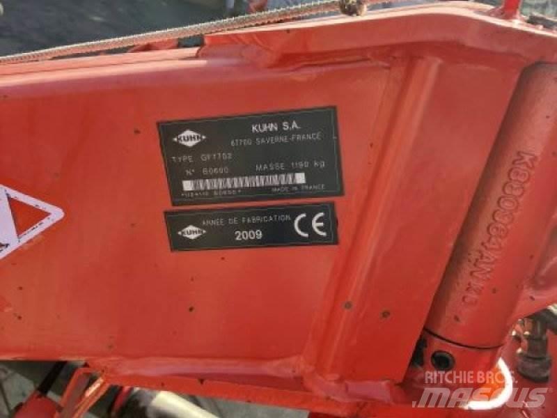 Kuhn GF 7702 مكابس وميبسات التبن
