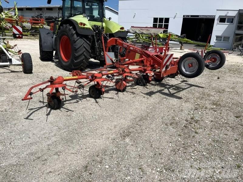 Kuhn GF 8501 T مكابس وميبسات التبن