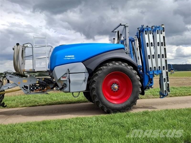 Lemken Vega 12 معدات توزيع السماد العضوي