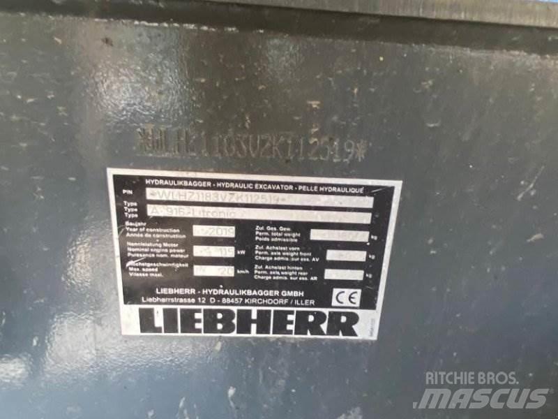 Liebherr A 916 حفارات بعجل