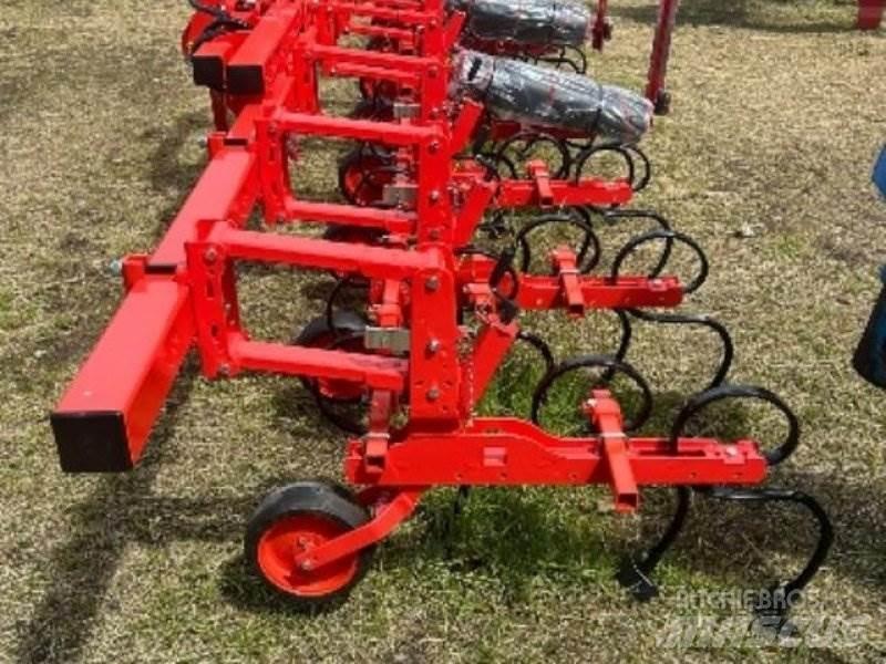 Maschio HS 8 حراثات صفوف المحاصيل