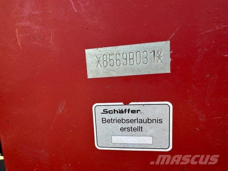 Schäffer 5680Z لوادر بعجل