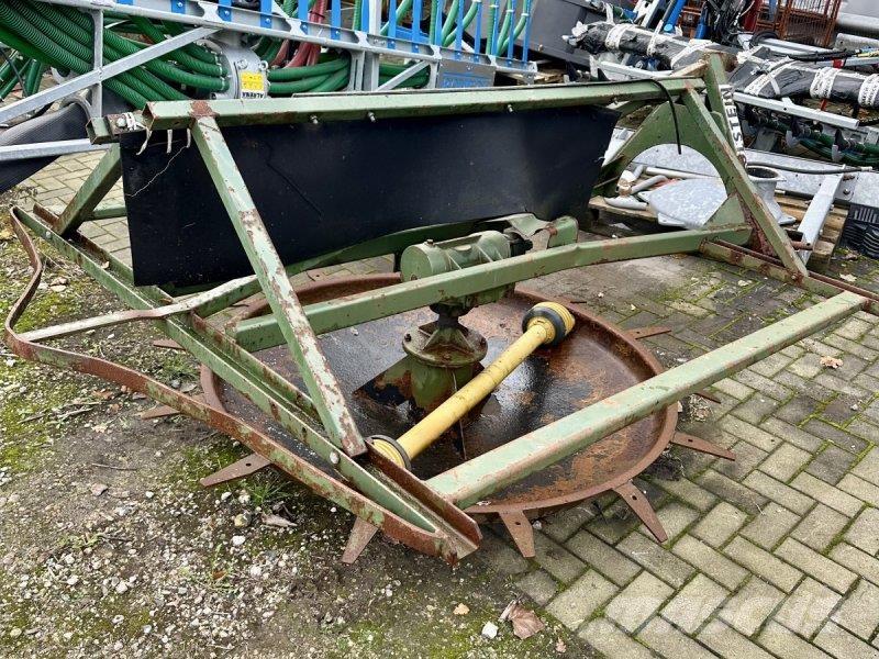  SONSTIGES ماكينات وملحقات مواش أخرى