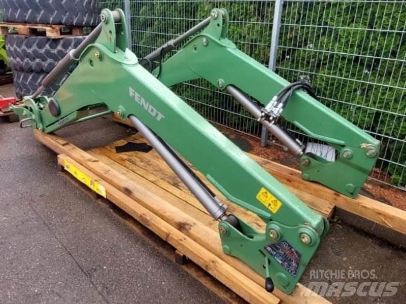 Stoll FZ 30 لوادر وحفارات أمامية