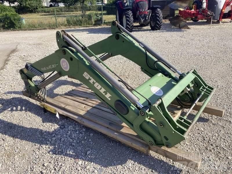 Stoll FZ 30.1 لوادر وحفارات أمامية