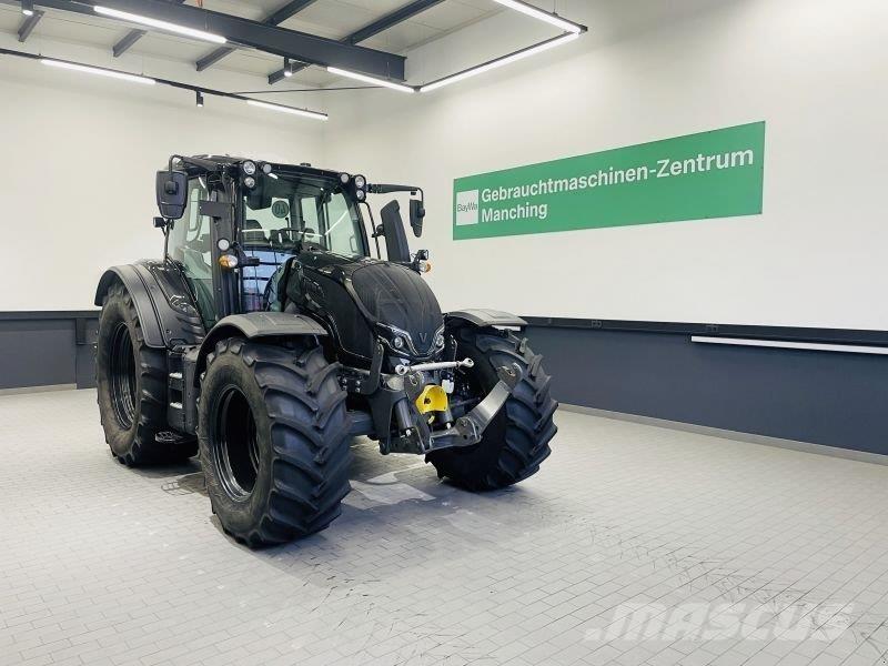 Valtra N175V الجرارات