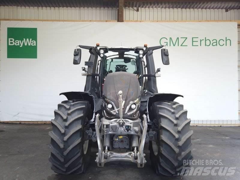 Valtra Q 285 الجرارات