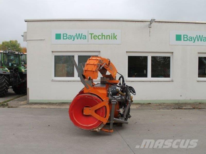  Westa 950/2600 قاذفات الجليد