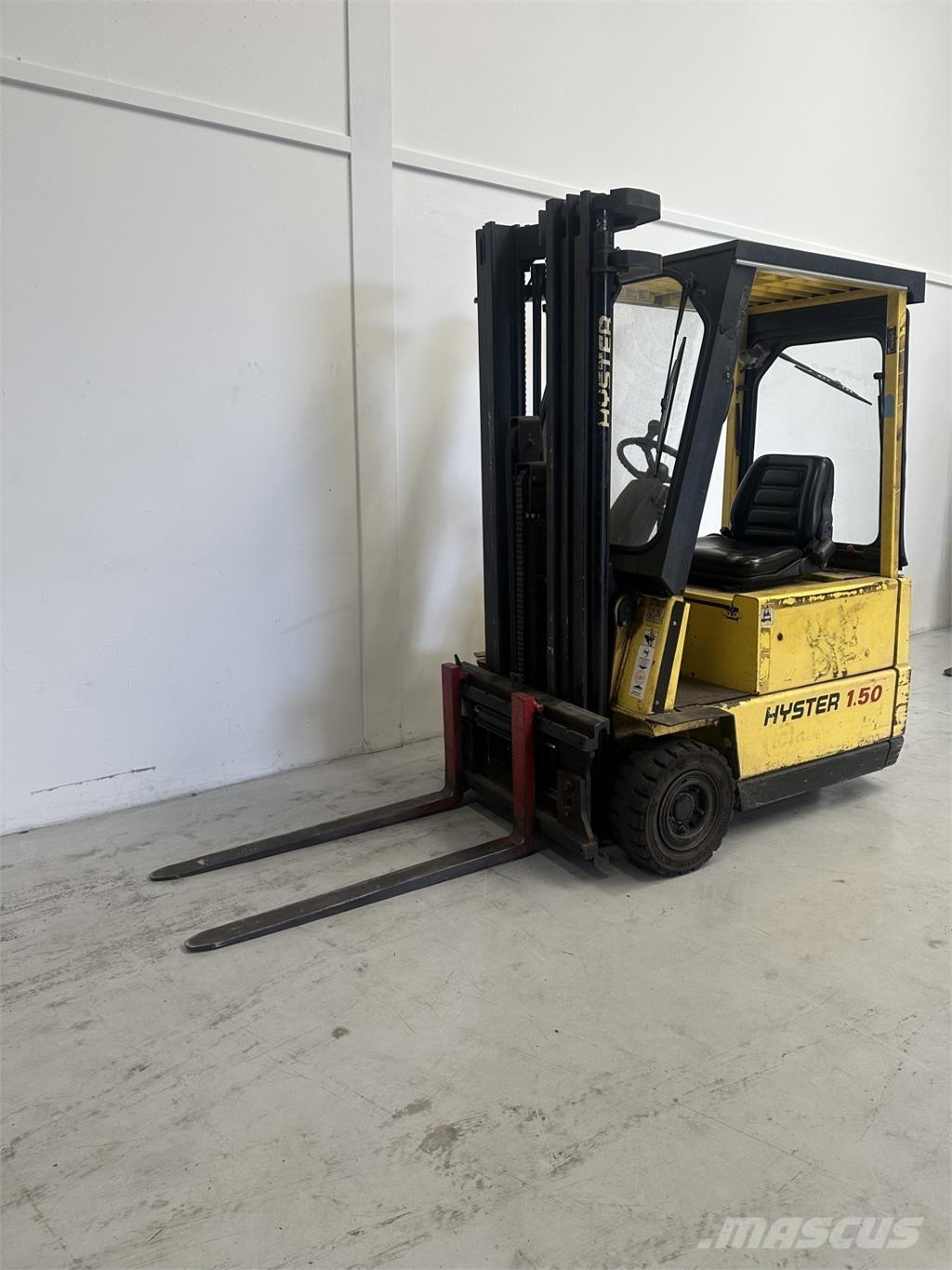 Hyster A1.50XL شاحنات ذات رافعات شوكية تعمل بالكهرباء