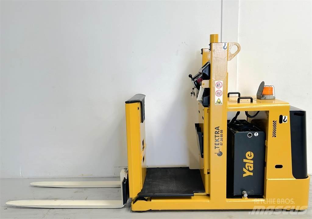 Hyster K1.0L معدات الرفع متوسط المستوى