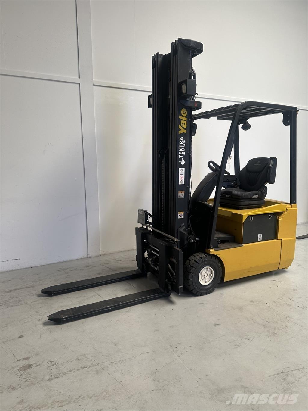 Yale ERP16ATF AC (SWB) شاحنات ذات رافعات شوكية تعمل بالكهرباء