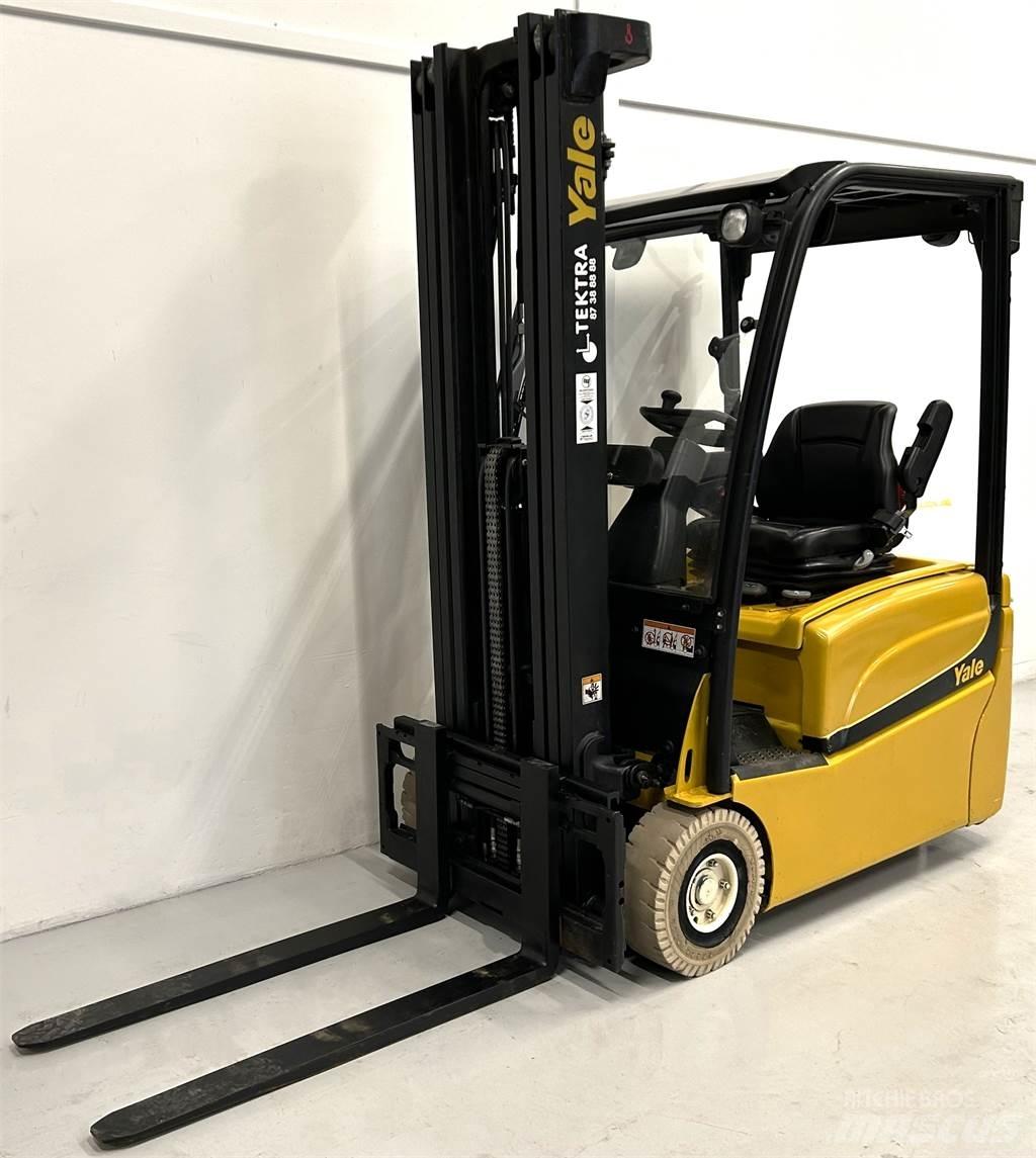 Yale ERP16VT (MWB) شاحنات ذات رافعات شوكية تعمل بالكهرباء