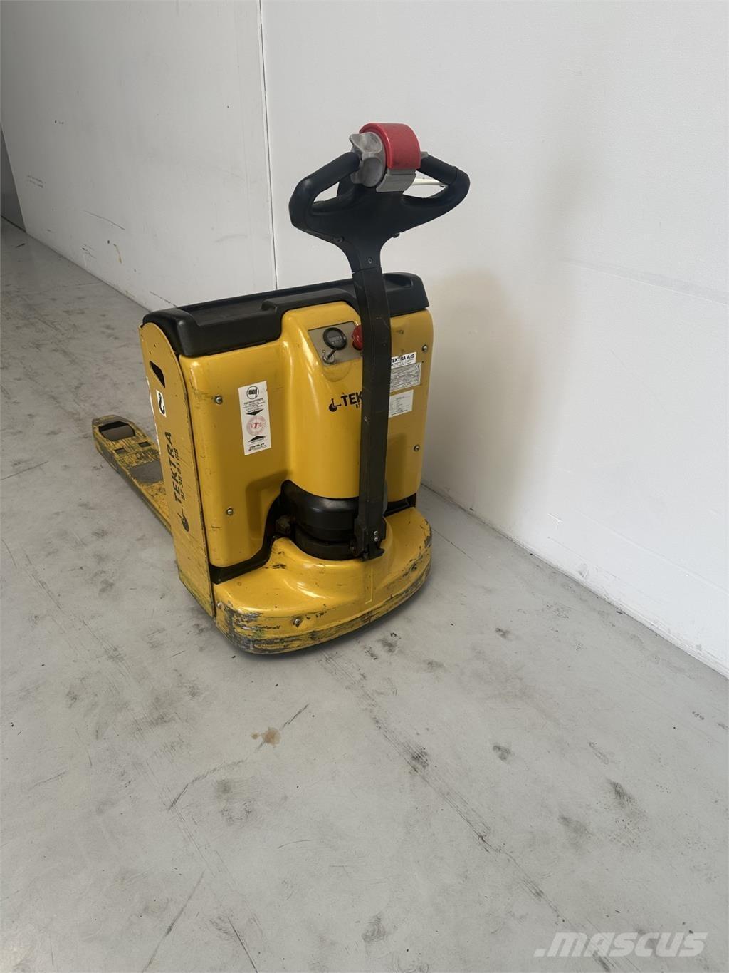 Yale MP18 معدات الرفع منخفض المستوى