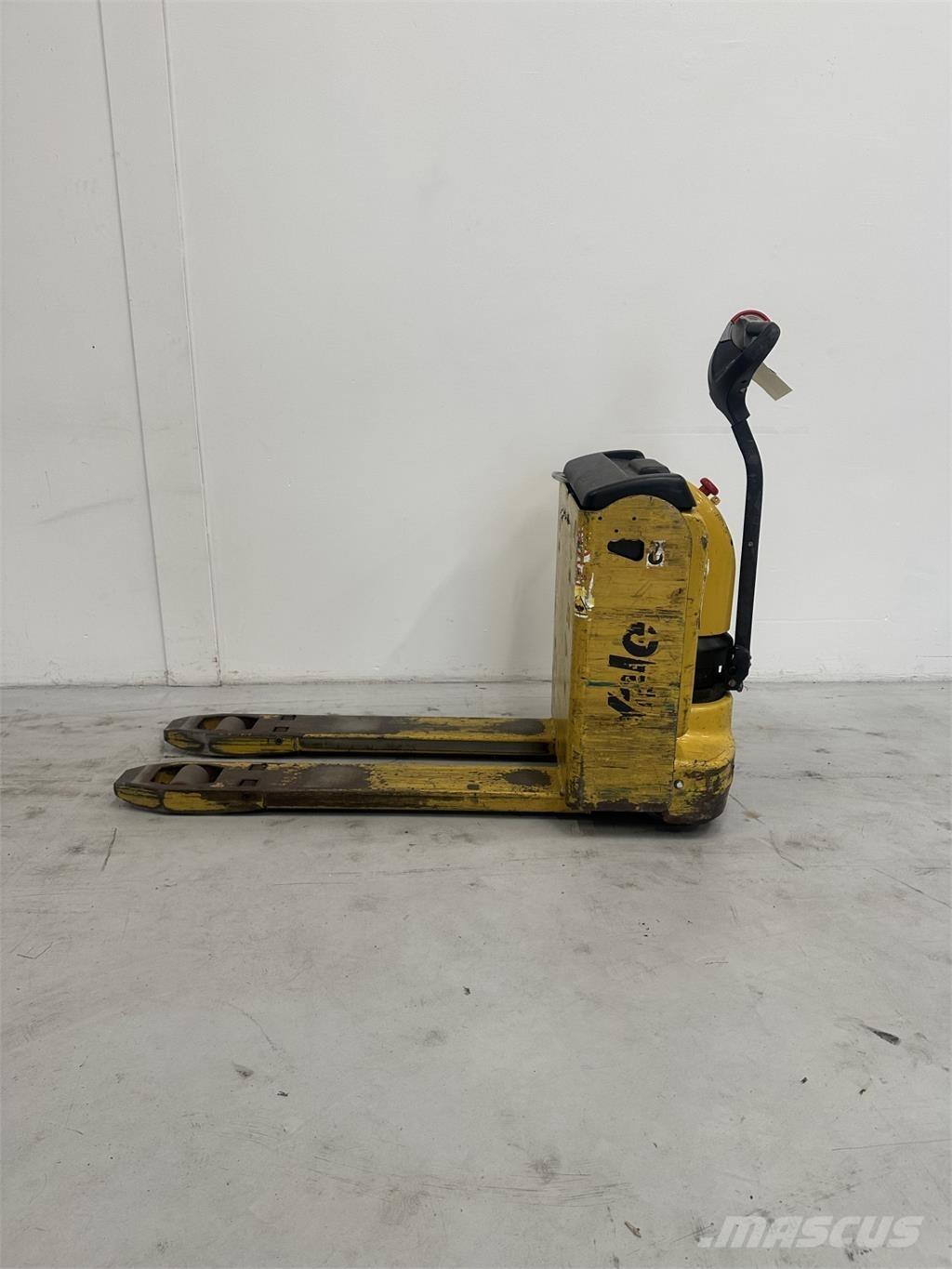 Yale MP18 معدات الرفع منخفض المستوى