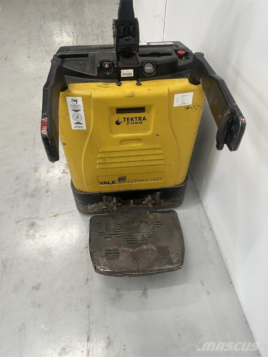 Yale MP20X FBW - 250 AH رافعة منخفضة المستوى ذات منصة