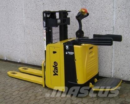 Yale MP20XD شاحنات مناولة ذاتية الدفع
