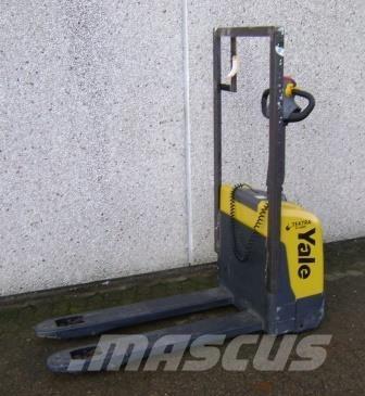 Yale MPC14 - 520 معدات الرفع منخفض المستوى