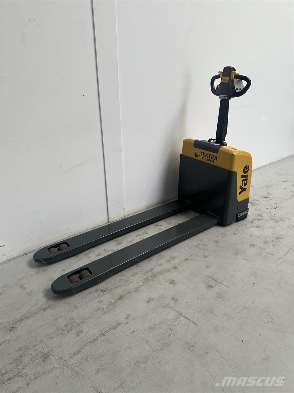 Yale MPC14 - 550 معدات الرفع منخفض المستوى