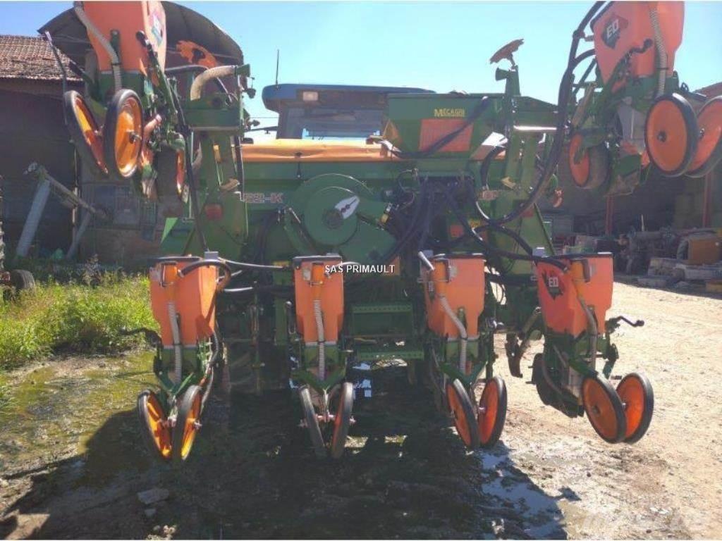 Amazone ED 452K مثاقيب