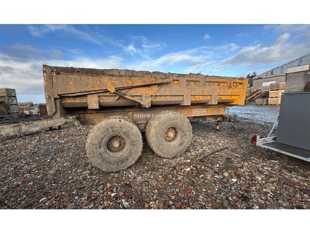  Artésienne D240MNS مقطورات قلابة