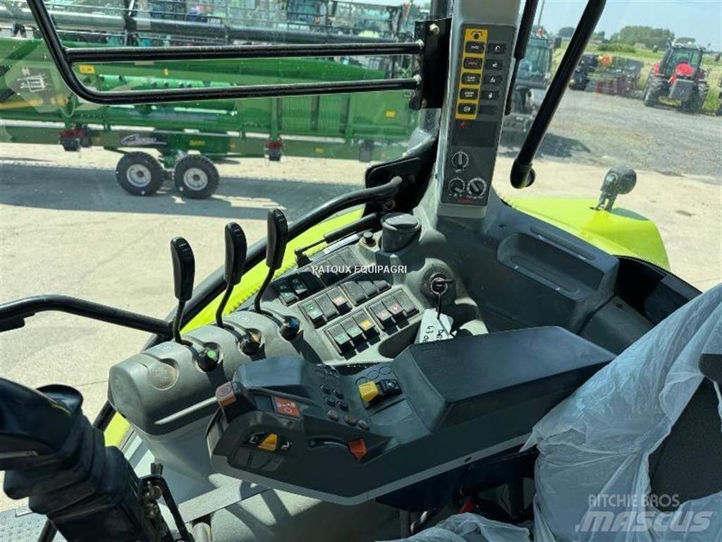 CLAAS ARION 520 الجرارات