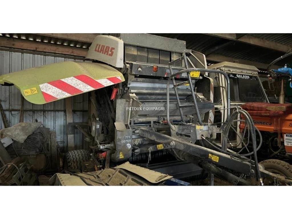 CLAAS VARIANT 370 محزمات مستديرة