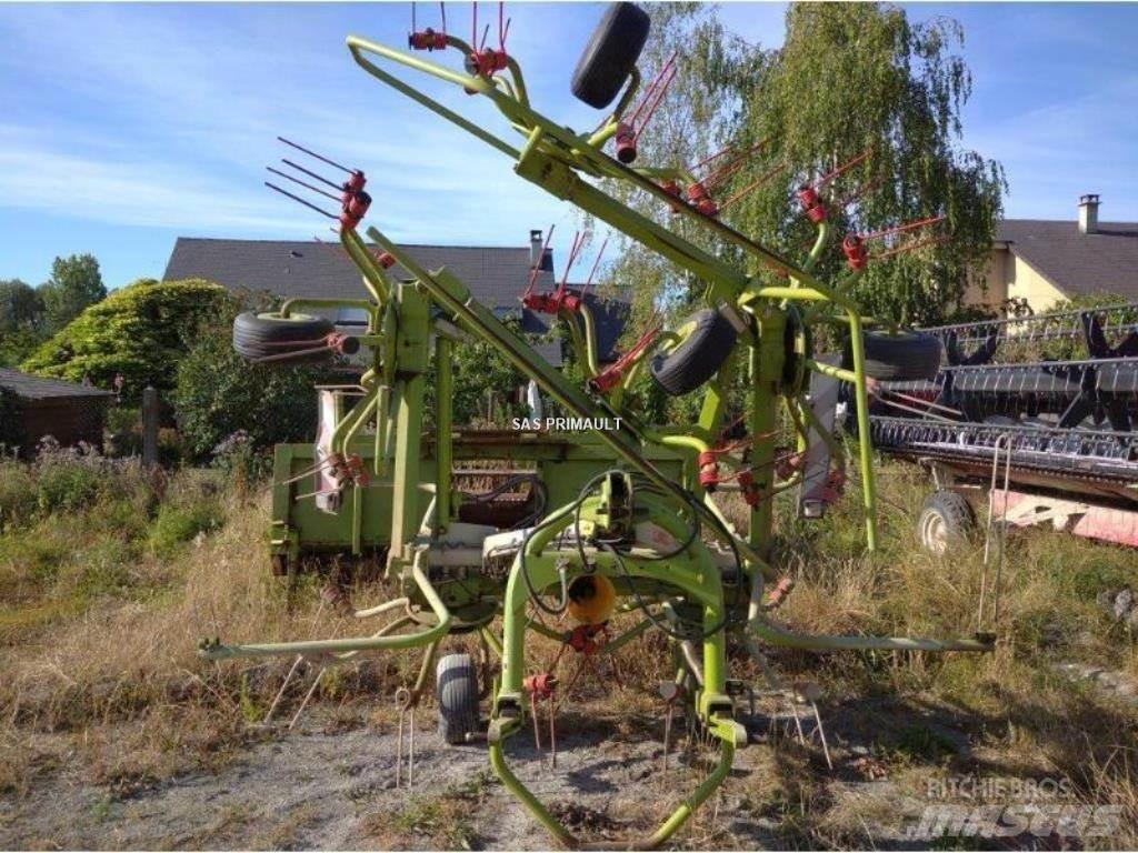 CLAAS VOLTO 770 مكابس وميبسات التبن