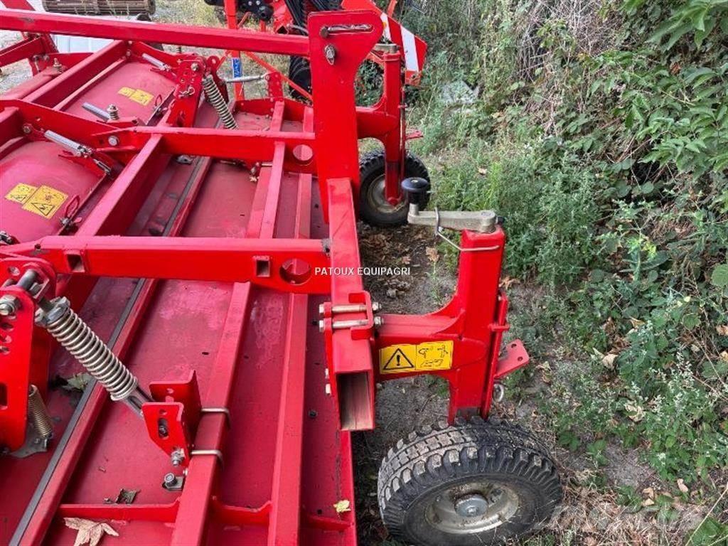 Grimme GF400 الكاسحات وقلابات التربة ذات المحركات