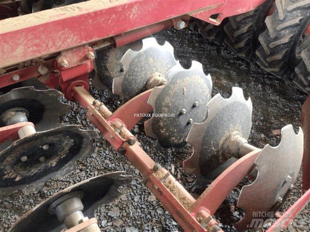 Horsch PRONTO 3M ماكينات البذر الدقيق