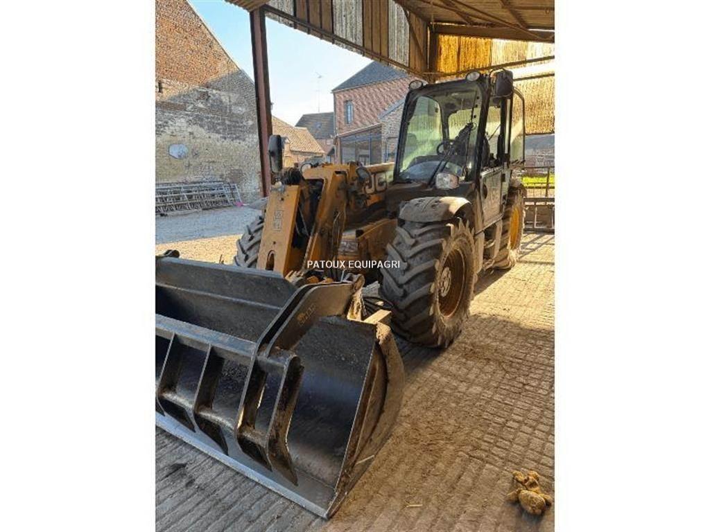 JCB 536-60 AGRI معدات مناولة لأغراض الزراعة
