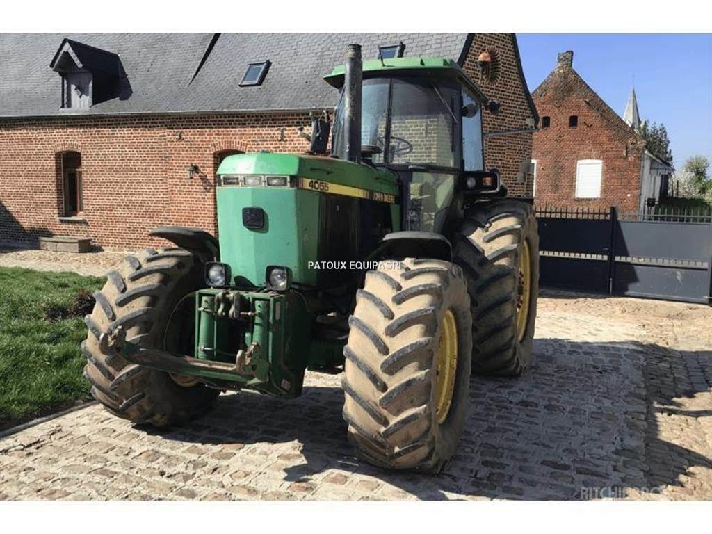 John Deere 4055 الجرارات