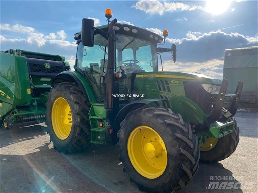 John Deere 6130R الجرارات