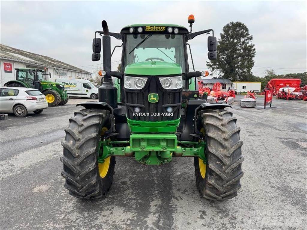 John Deere 6145M الجرارات
