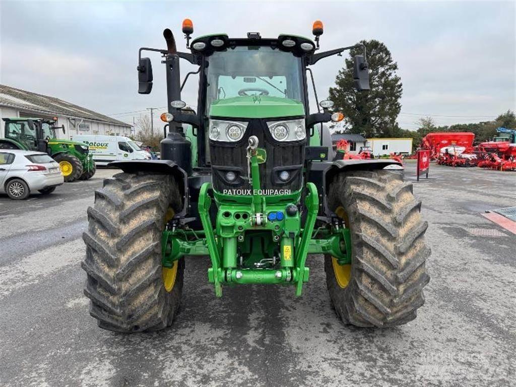 John Deere 6155M الجرارات