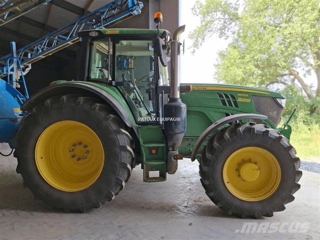 John Deere 6155M الجرارات