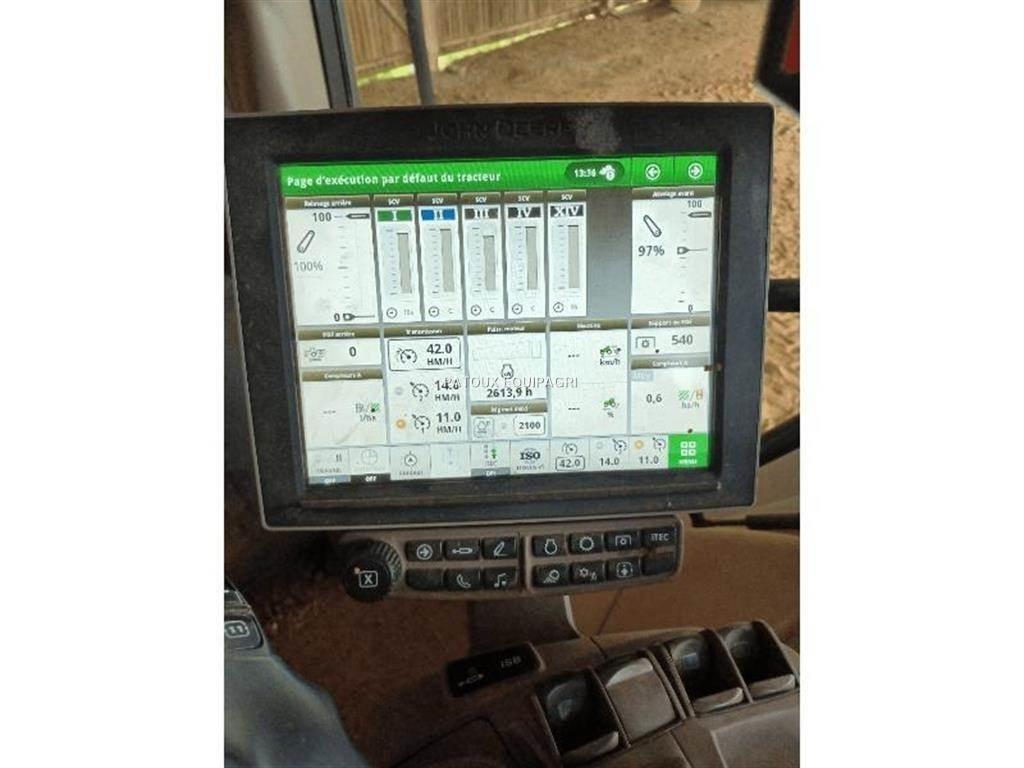 John Deere 6155R الجرارات