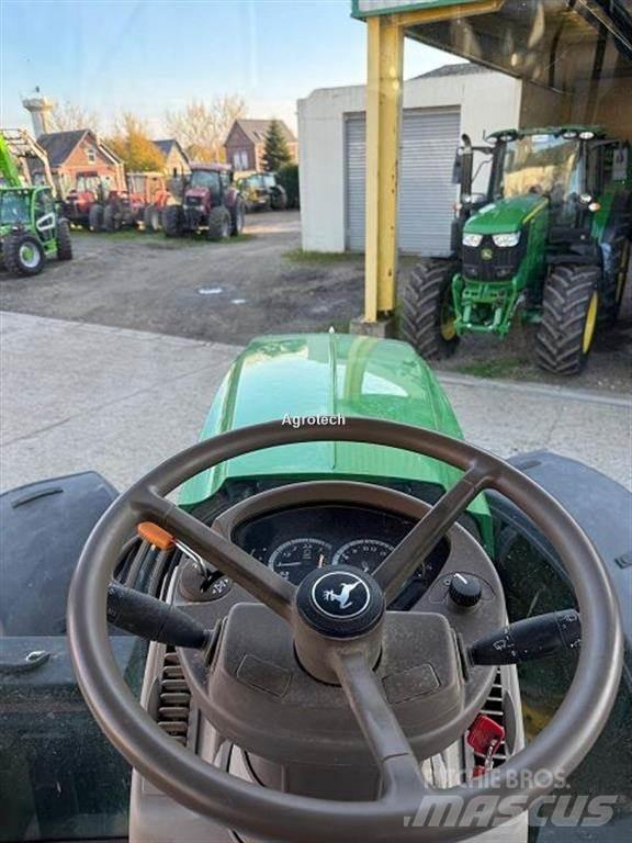 John Deere 6155R الجرارات