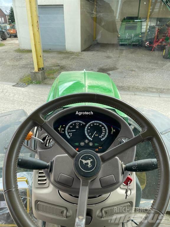John Deere 6155R الجرارات